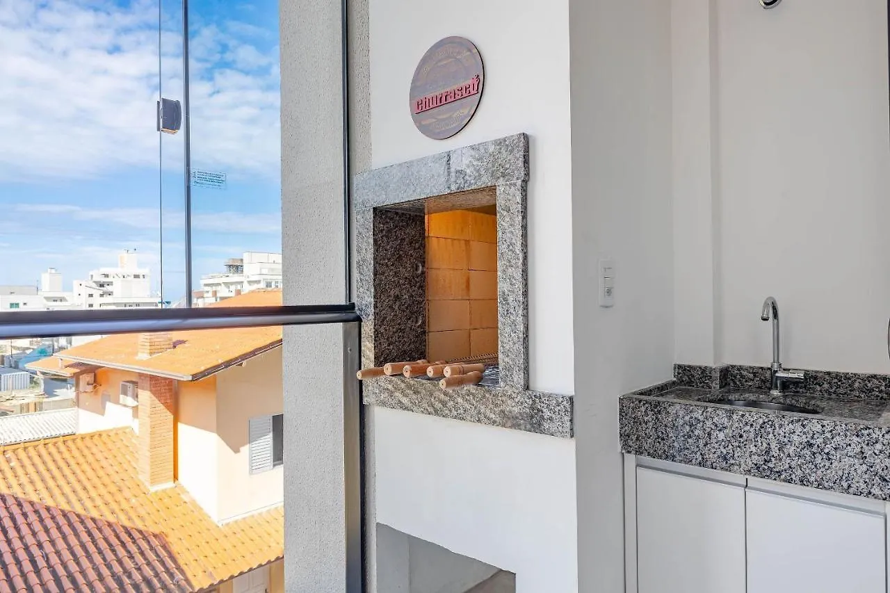 Apartamento Em Condominio Com Piscina Pertinho Do Mar Bombinhas