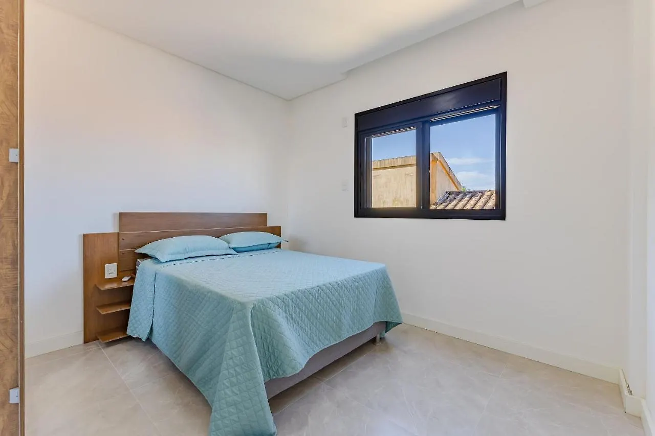 Apartamento Em Condominio Com Piscina Pertinho Do Mar Bombinhas